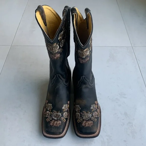 Western cowboy distressed leatherboots - Picture 2 of 11